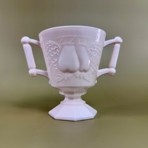 Jeannette Shell Pink Milk Glass Sugar & Creamer | BALT Pear Pattern - Picture 9 of 16